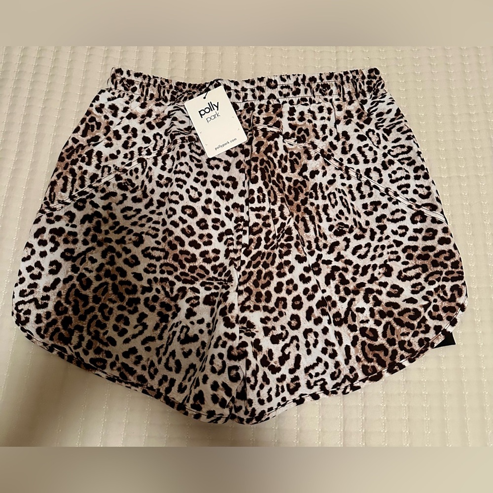 NWT Women’s XL Polly Park Leopard Print Lined Athletic Shorts With Inner Pockets - Picture 4 of 5